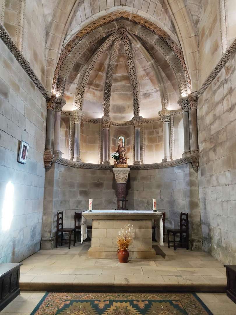 Iglesia de Santa María de Arbas