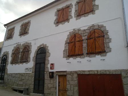 NABERA, Endrinal, (Salamanca), vista exterior