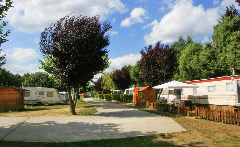 LA ISLA, Camping segunda, Villalazara, (Burgos)