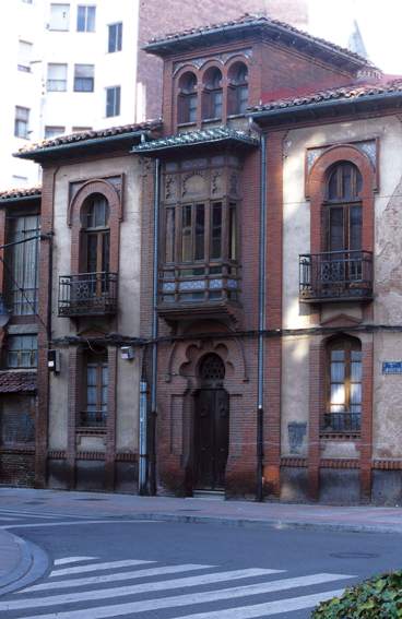 Edificio de la calle Alcázar de Toledo, nº 11