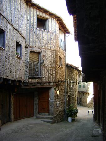 CASA LOPEZ, San Martín del Castañar, (Salamanca), vista exterior