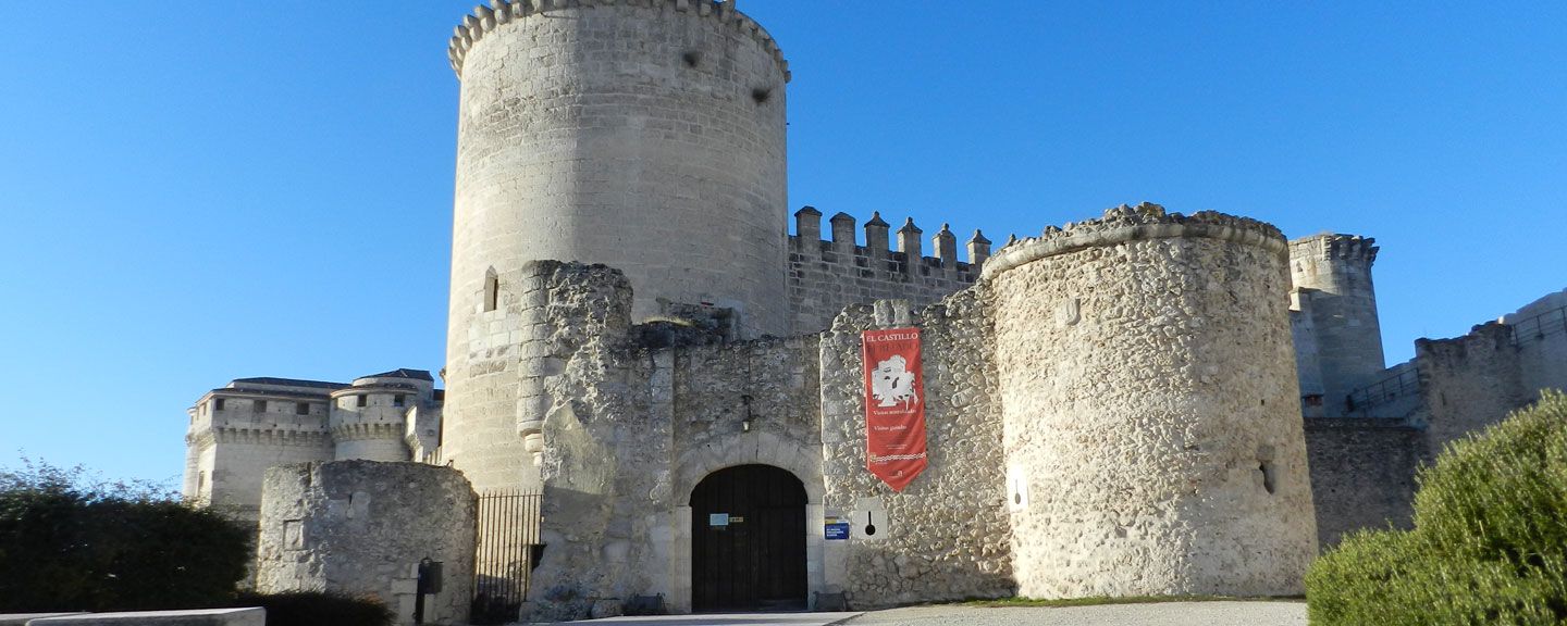 奎利亚尔城堡| Portal de Turismo de Castilla y León