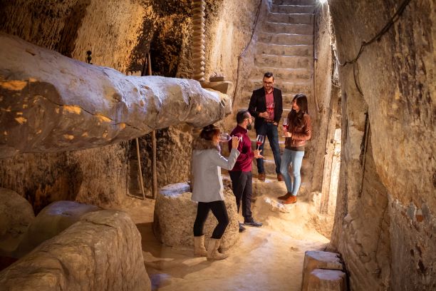 Familias y parejas en las bodegas