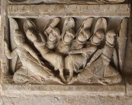 Capitel románico del claustro del Monasterio de Santo Domingo de Silos, Burgos (Cappa Segis)