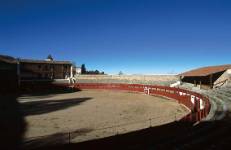Plaza de toros El Castañar