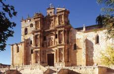 Iglesia de la Asunción / Santa María