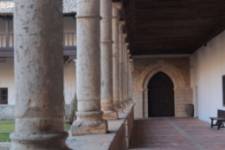 Museo del Monasterio de Sancti Spiritus - Lateral del claustro