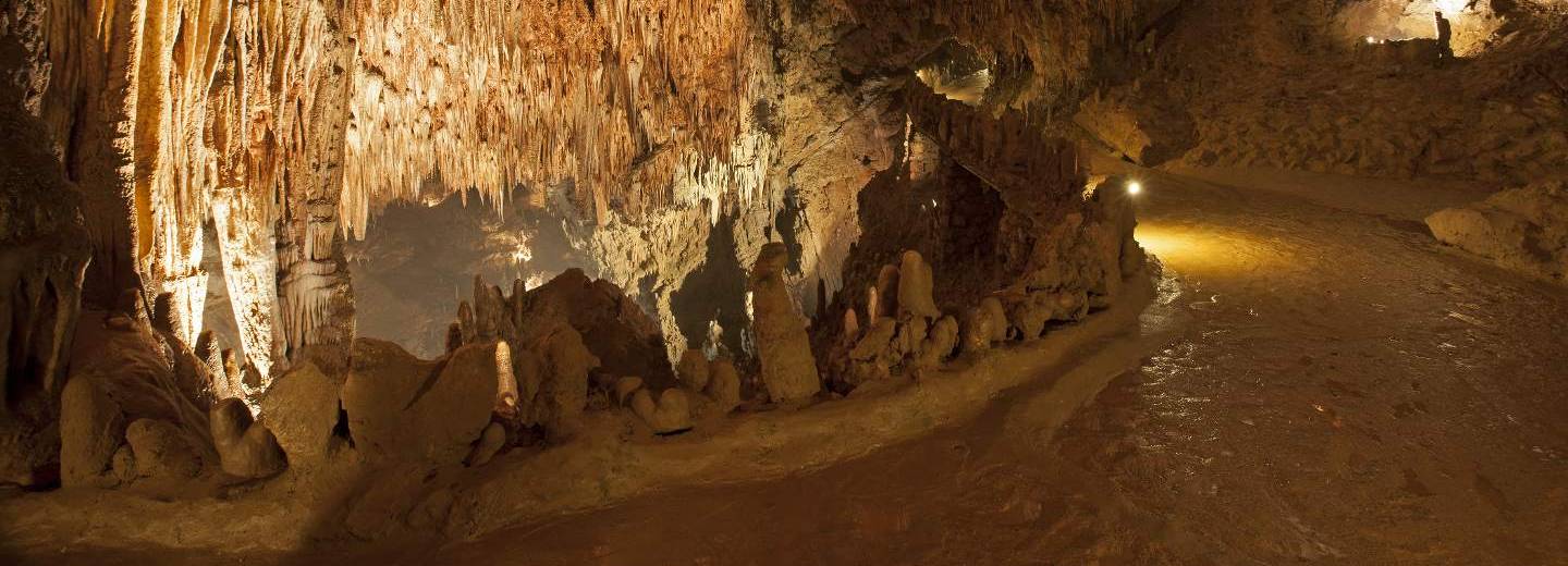 Cuevas Valporquero (Vegacervera)