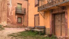 Pueblos Rojos y Negros