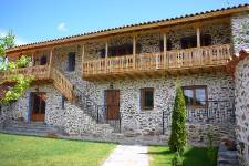 LA ALBERIZA, Riello, (León), vista exterior