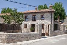 LA CASA DEL MANZANO, Peguerinos, (Ávila), vista exterior