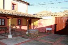 CASA DEL RECAUDADOR, Quintanilla de Onsoña, (Palencia), vista exterior