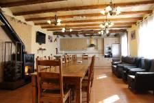 EL ALTO DE LA HORCA, Baños de Valdearados, (Burgos), vista interior
