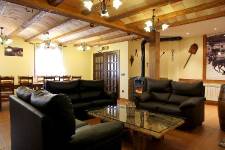 SALSIPUEDES, Baños de Valdearados, (Burgos), vista interior