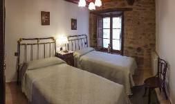 LA CASINA DE LA FUENTE, Santa Marina de Somoza, (León), vista interior