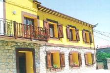 COLÁS, Vista exterior