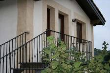 Guareña II, Merindad de Sotoscueva, (Burgos), vista exterior