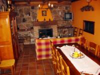 LOS NOGALES, vista interior