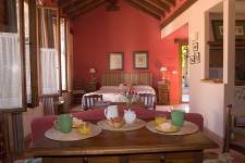 EL PORTON, vista interior