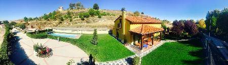 QUINTANILLA, Tubilla del Lago, (Burgos), vista exterior