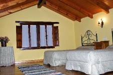 EL SERENAL, Santa Marina de Valdeón, (León), vista interior