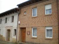 LOS VOLANTES, Bárcena de Campos, (Palencia), vista exterior