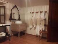 LA BOTICA DEL LOBO, Villardeciervos, (Zamora), vista interior