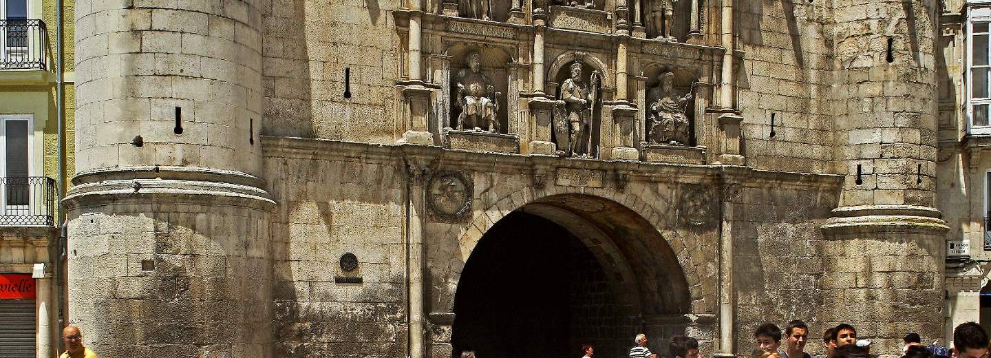Burgos. Arco de Santa Maria