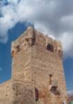 Castillo de Sobradillo, cara Sur y aljibe adosado al Oeste