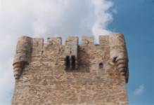 Coronamiento de la torre de Sobradillo, flanco Sur