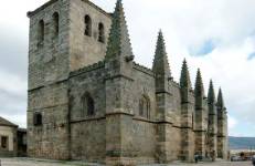 Iglesia colegiata de San Martín de Tours