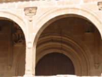 Portada baquetonada medio punto acceso lateral Iglesia parroquial de Aldearrubia- San Miguel Arcángel