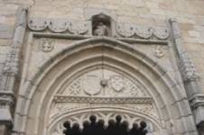 Tímpano portada Sur Iglesia Nuestra Señora del Castillo Macotera