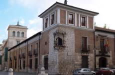 Palacio de los Condes de Rivadavia / Pimentel