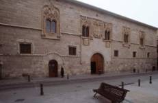 Palacio de los Momos