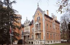 Palacio del Paseo de la Isla
