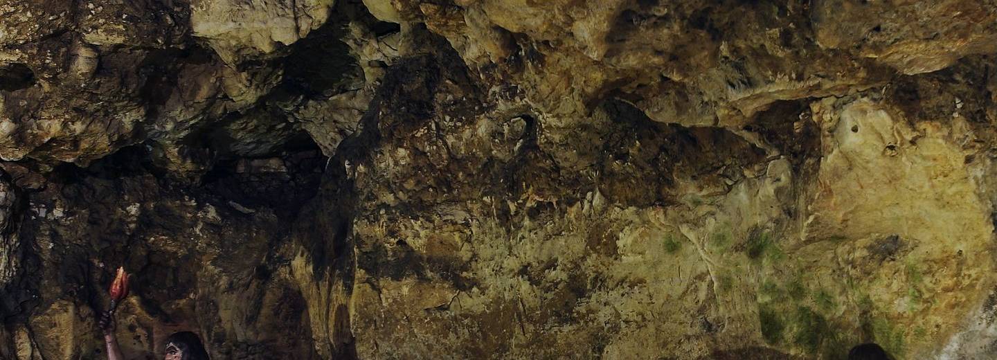 Cueva de los Enebralejos (Prádena)