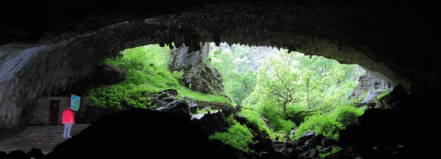 Cuevas de Valporquero
