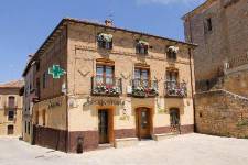BOTICA GOMELIA II, Gumiel de Izán, (Burgos), vista exterior