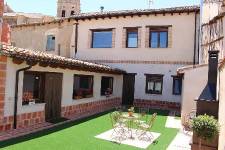 Casa Hortelanos, Melgar de Fernamental, (Burgos), vista exterior