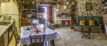 LA CASINA DE LA FUENTE, Santa Marina de Somoza, (León), vista interior