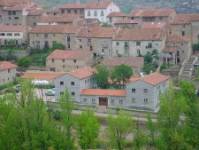 Cerezos Yanguas, exterior