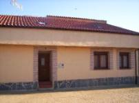 LOS CHARILES, Manganeses de la Lampreana, (Zamora), vista exterior