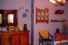 DOS HERMANAS, vista interior
