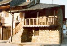 La Escalera, exterior