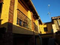 EL PERALON, La Aldea de la Valdoncina, (León), vista exterior