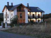 LA PEREGRINA, Carucedo, (León), vista exterior