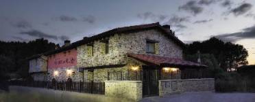 LA PUERTA DEL RIO LOBOS II, San Leonardo de Yagüe, (Soria), vista exterior
