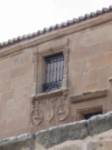 Detalle ventana sacristía Iglesia parroquial de Aldearrubia- San Miguel Arcángel