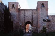 Puerta de San Esteban